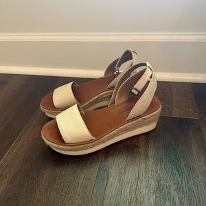 Lucky brand platform shoes
